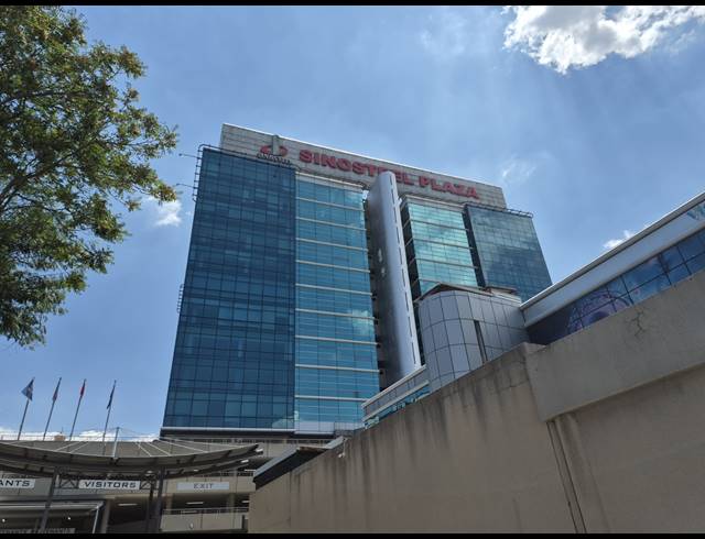 105M² OFFICE TO LET IN SANDTON CENTRAL